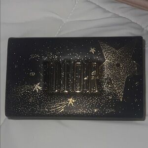 Dior holiday eyeshadow and lipstick palate